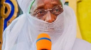Emir of Dutse dies at  79, Buhari Mourns