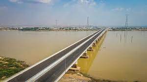 Bridges:Loko-oweto, 2nd Niger completed by Buhari administration -Fashola